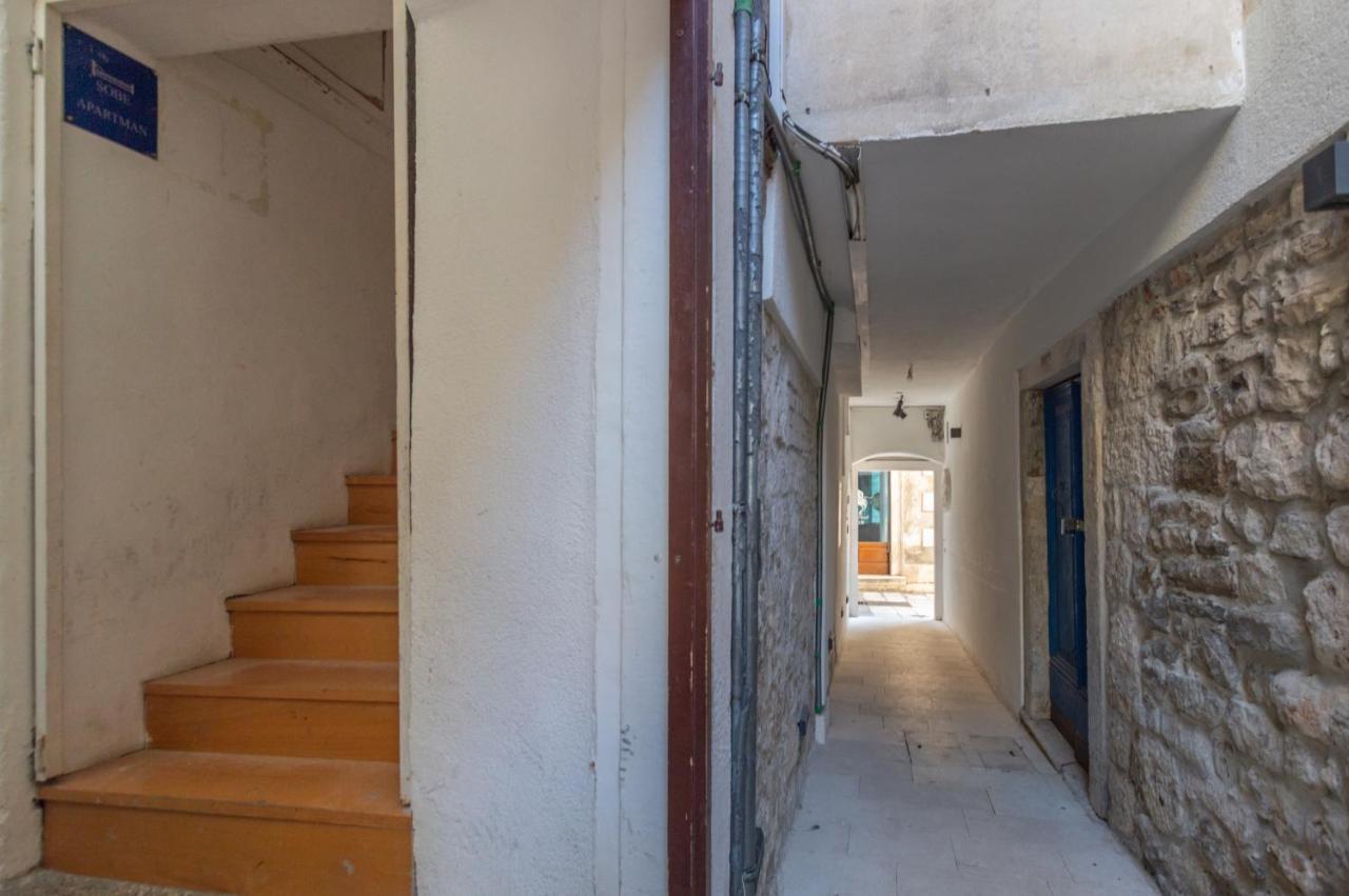 Camenno Apartments-The Heart Of Diocletian'S Palace-Open All Winter! Split Extérieur photo